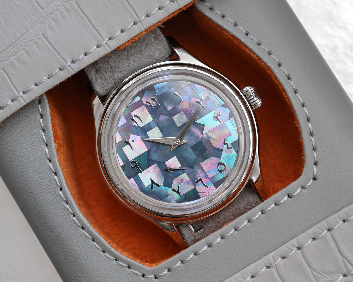 L’Artisan Arabic Mosaic wrist view