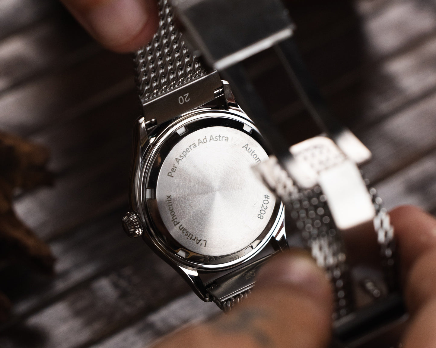 L'Artisan Phoenix (Red Agate Stone Dial)